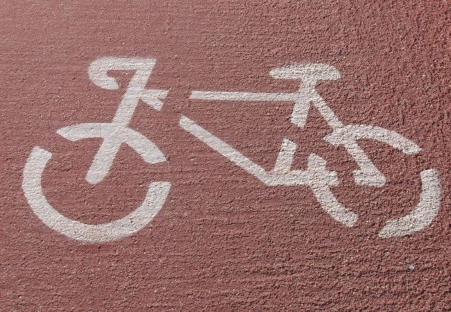 ¿Cómo son las resinas de los carriles bici?