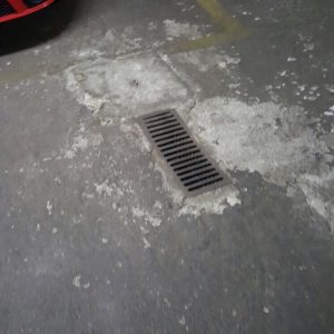 Pavimento parking deteriorado - 4