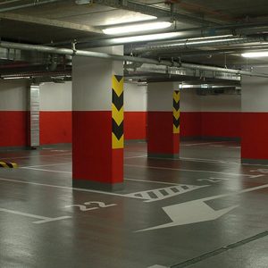 Señalización pavimentos parking - 17